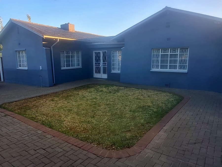 4 Bedroom Property for Sale in Bayswater Free State